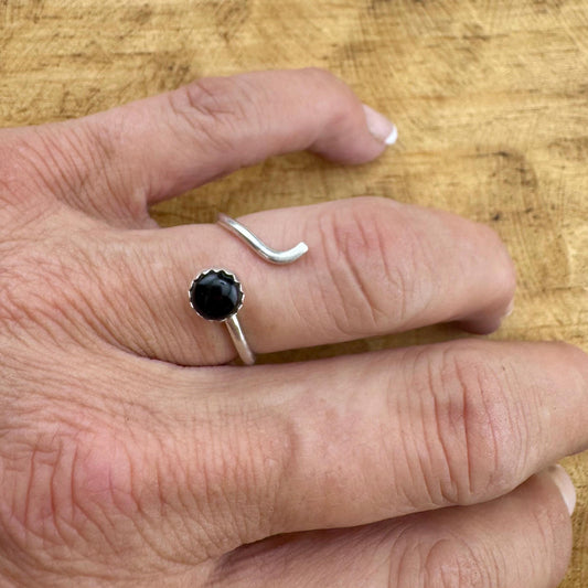 Sterling Silver Open Serrated Bezel Swist Black Onyx Gemstone Ring, Handmade Adjustable Accent Ring, Onyx Jewelry