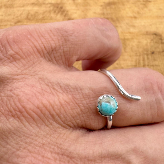 Sterling Silver Open Serrated Bezel Kingman Turquoise Gemstone Ring, Handmade Adjustable Accent Ring, Turquoise Jewelry