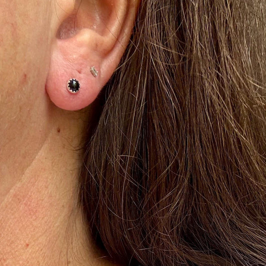 Handcrafted Serrated Bezel Black Onyx Earrings: 4mm/6mm Gemstone