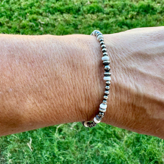 Native American Inspired White Turquoise Stretch Bracelet - Handmade Jewelry