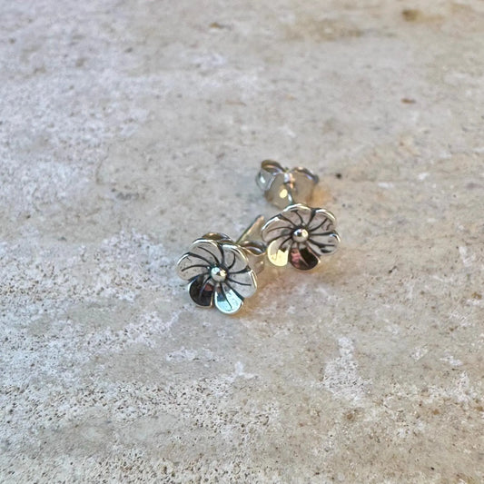 Sterling Silver Flower Stud Earrings • 7mm Dainty Floral Posts