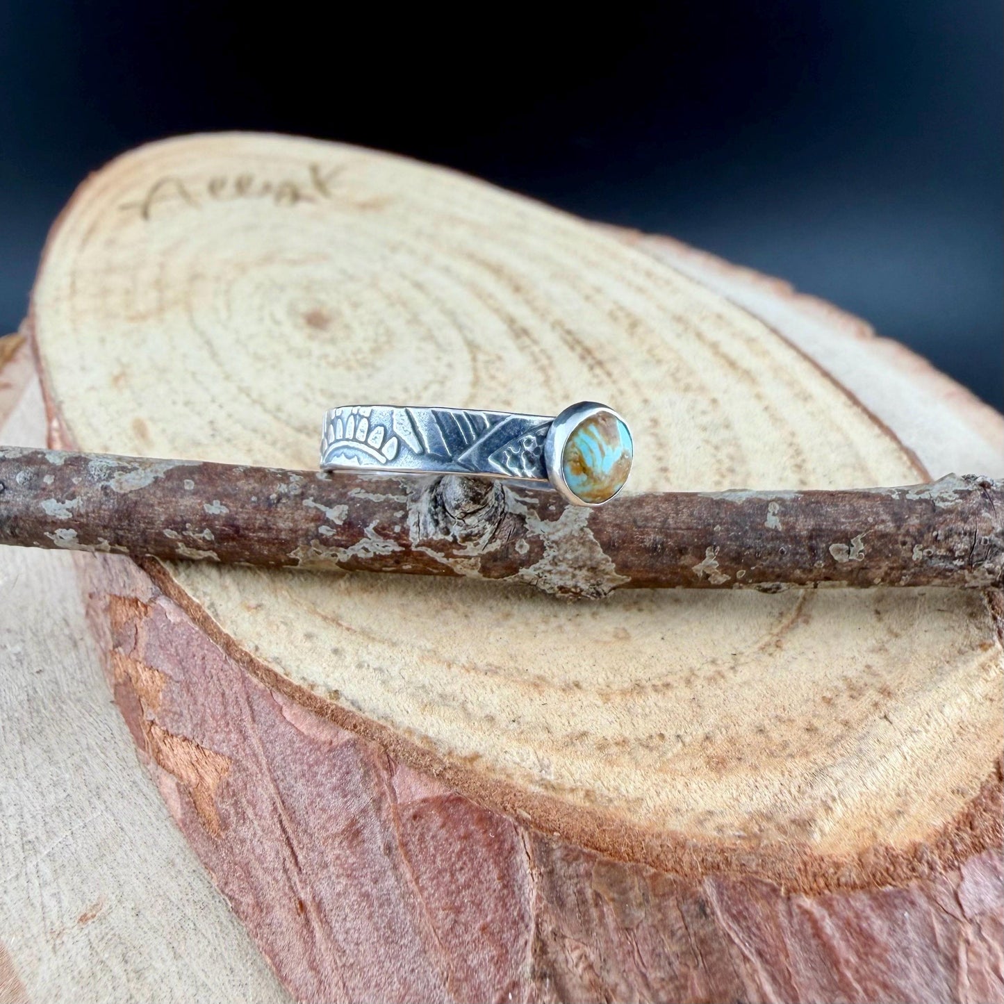 6mm Number 8 Turquoise Ring • Floral Sterling Silver Band • Southwest Jewelry
