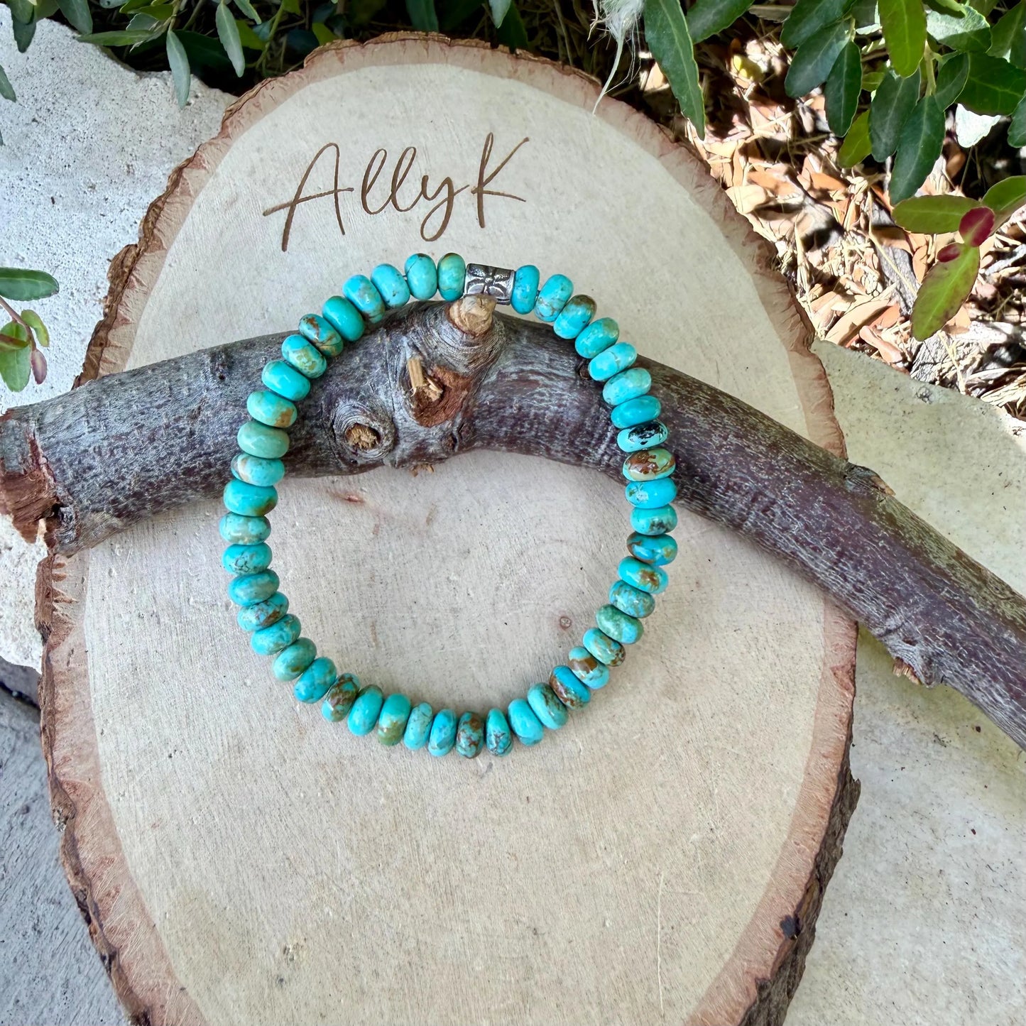 Kingman Turquoise Stretch Bracelet • Blue‑Green Brown Southwest Jewelry
