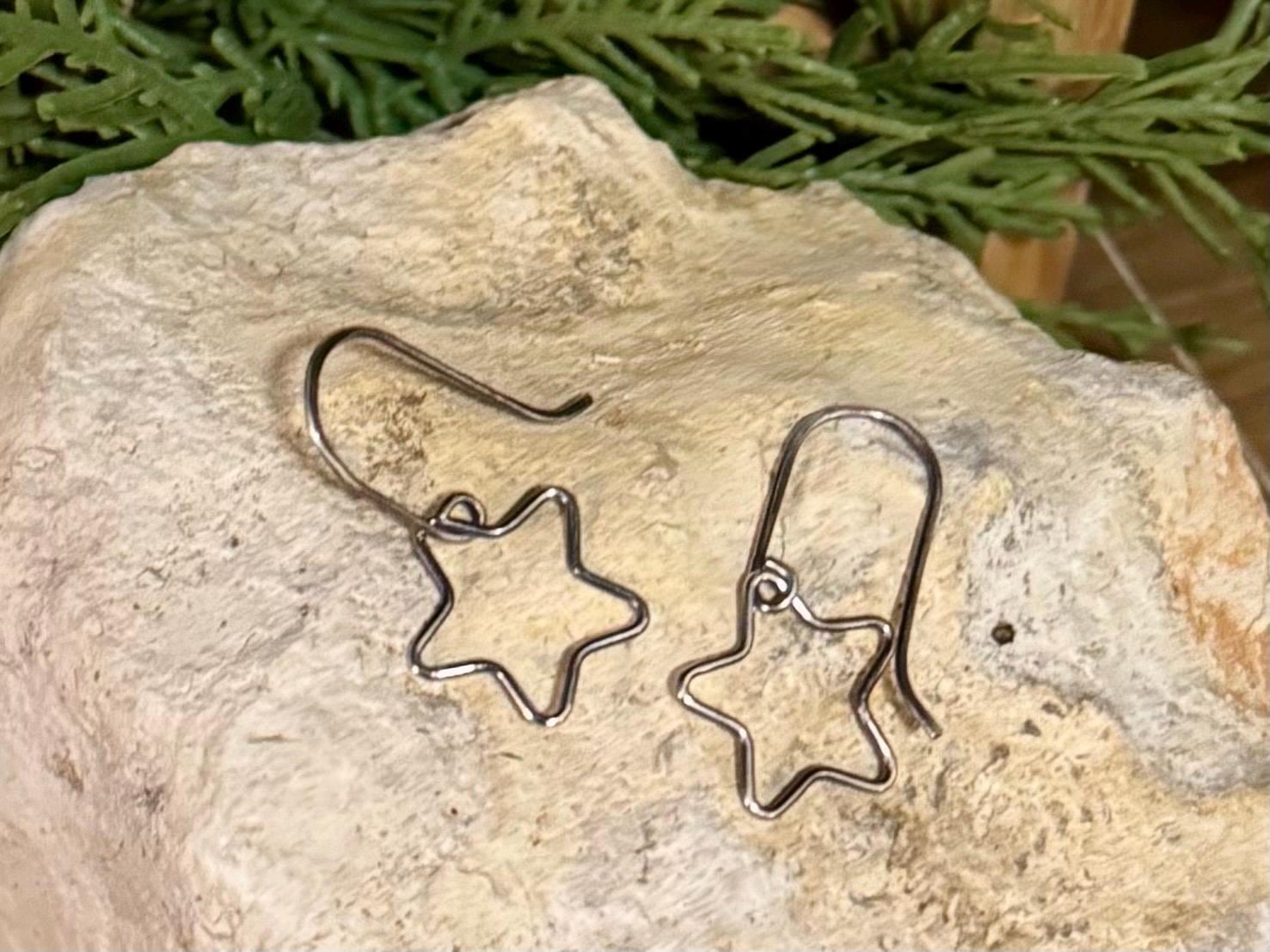 Sterling silver star charm dangle earrings