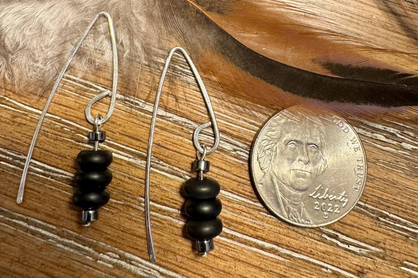 Black onyx and hematite V-shaped drop sterling silver earrings / black onyx earrings
