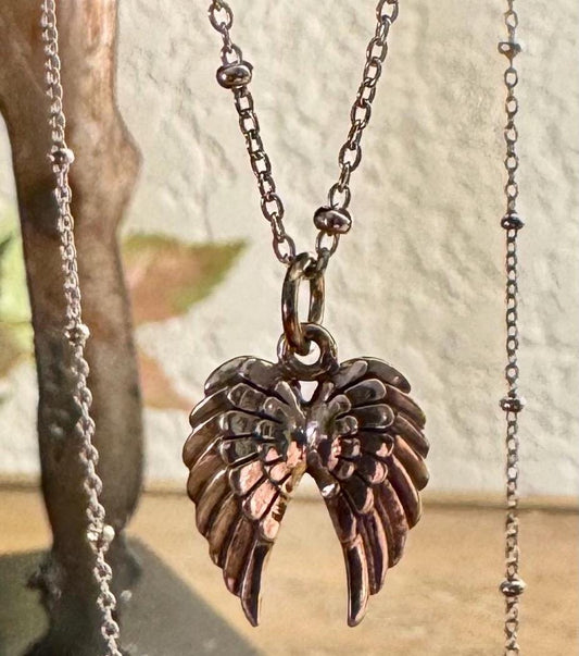 Angel wings pendant / charm necklace