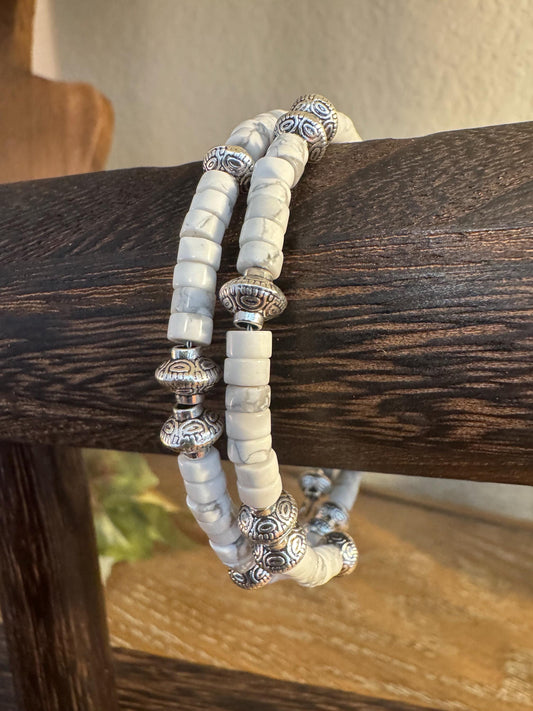 Carbon steel memory wire bracelet with howlite gemstone and silver alloy spacers / gemstone bracelet