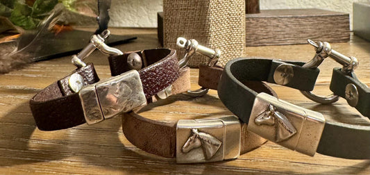 Leather shackle style bracelet with horse clasp magnet closure / genuine leather bracelet