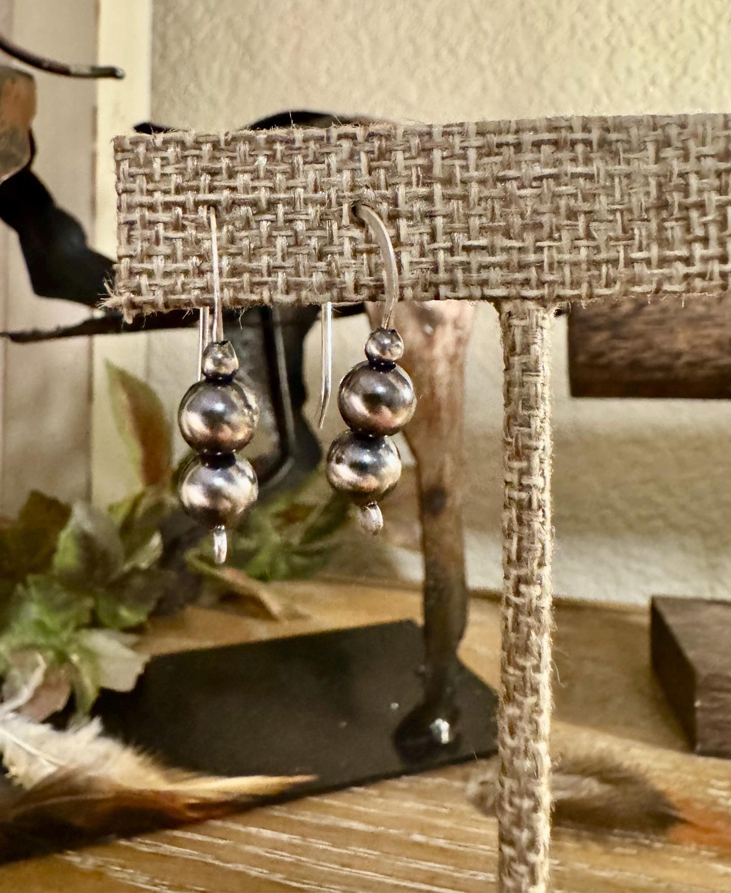 Navajo pearl drop / dangle sterling silver earrings