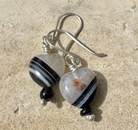 Black tuxedo agate gemstone / beaded heart shaped earrings