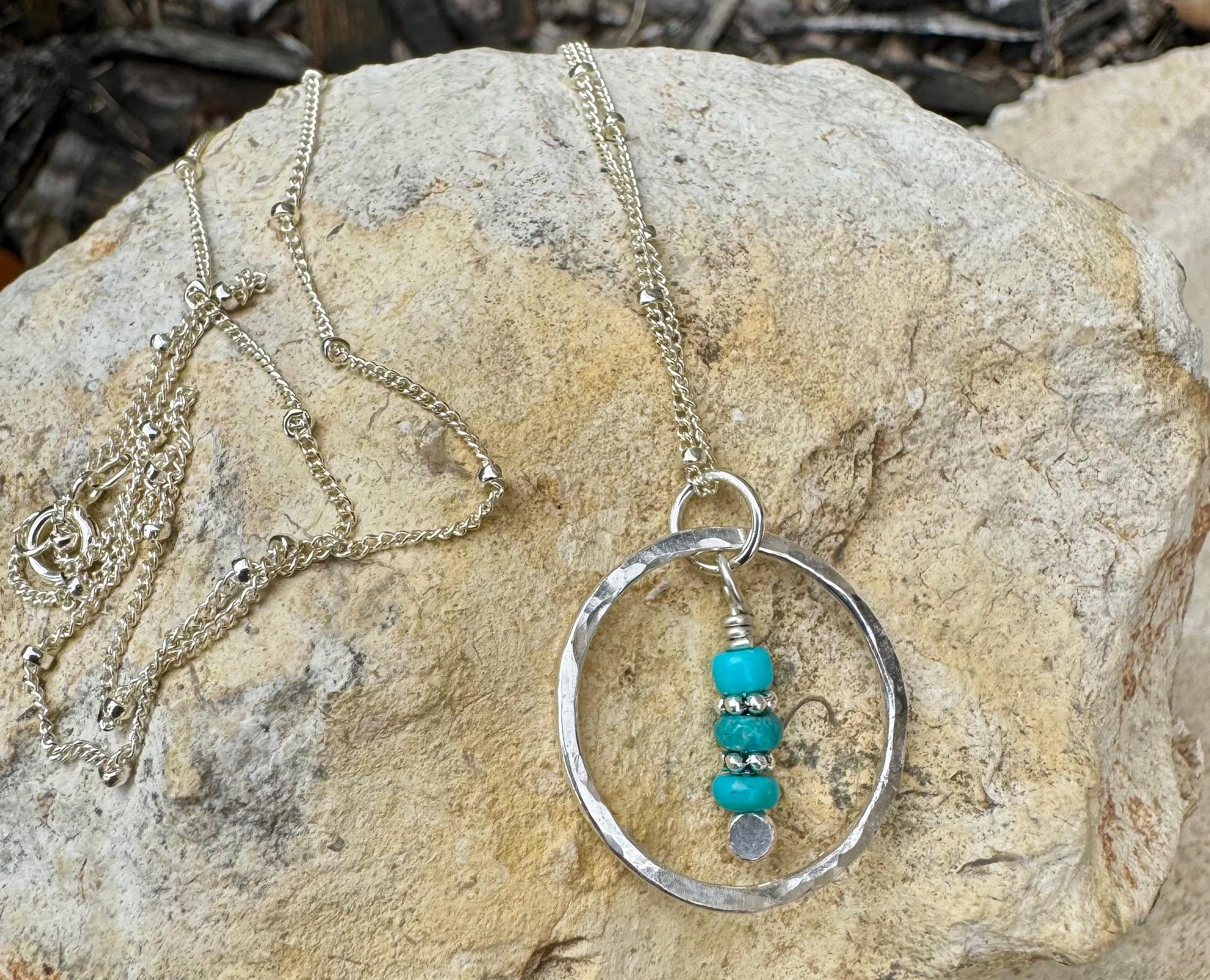 Arizona blue turquoise necklace with sterling silver daisy spacers, circle pendant and satellite chain / 925 necklace with turquoise