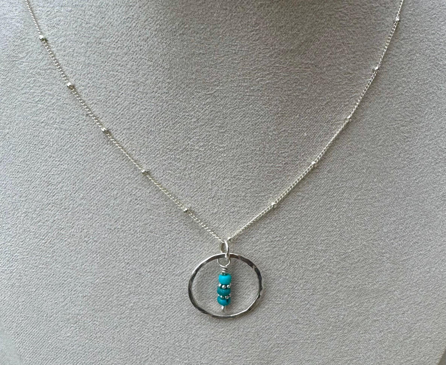 Arizona blue turquoise necklace with sterling silver daisy spacers, circle pendant and satellite chain / 925 necklace with turquoise