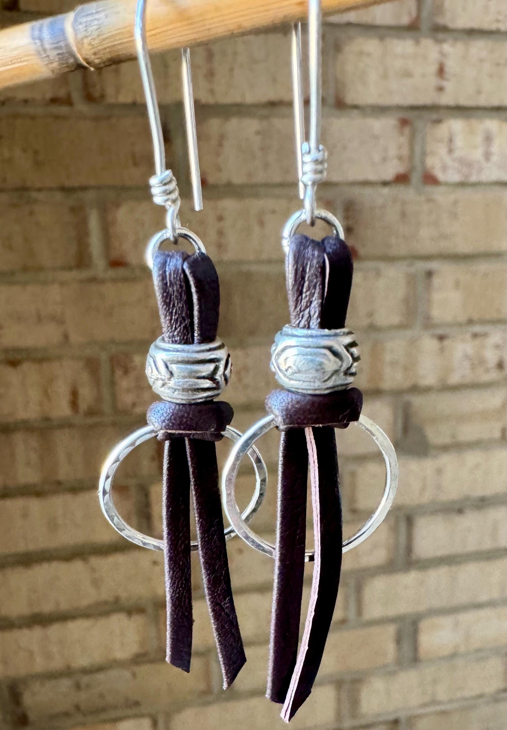 Sterling Silver Circle Leather Drop Earrings, Dangle Earrings, Minimalist Style, Women's Gift
