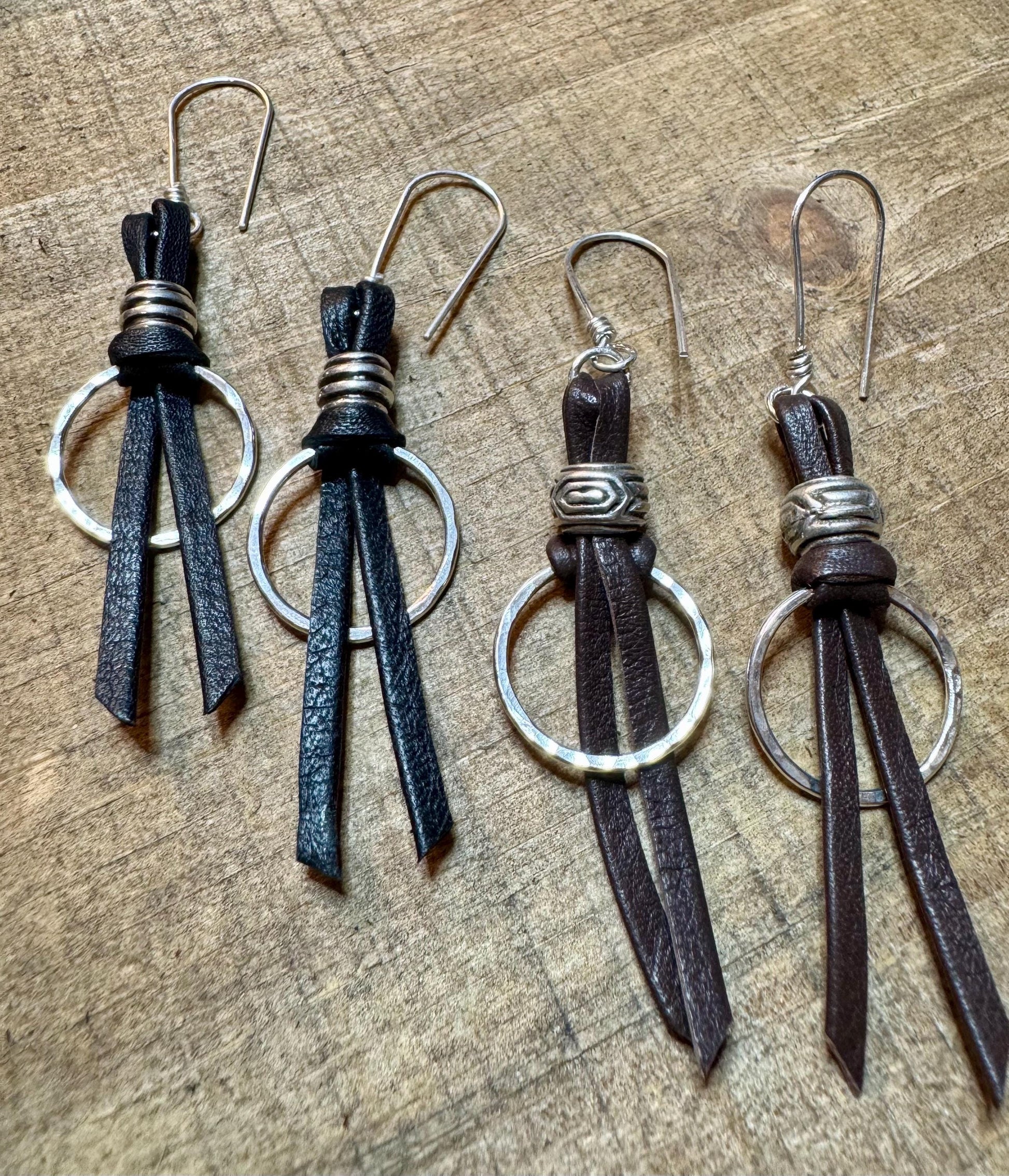 Sterling Silver Circle Leather Drop Earrings, Dangle Earrings, Minimalist Style, Women's Gift