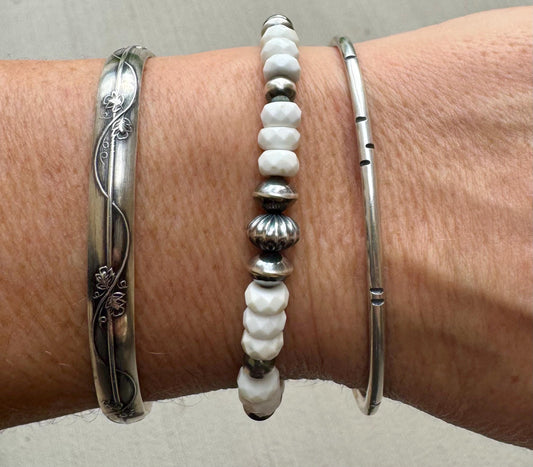 Navajo Pearl with White Turquoise gemstone/ sterling silver beaded bracelet
