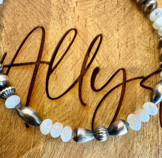 Navajo pearl bracelet with Mother of Pearl / sterling silver gemstone beaded bracelet