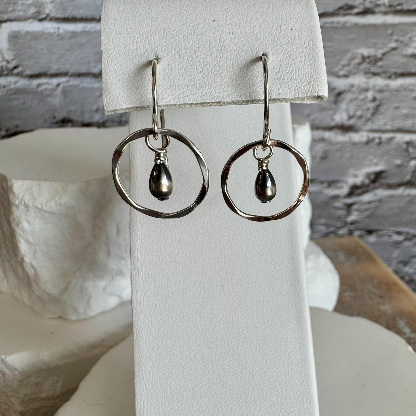 Navajo pearl teardrop earrings / dangle sterling silver desert pearl circle earrings