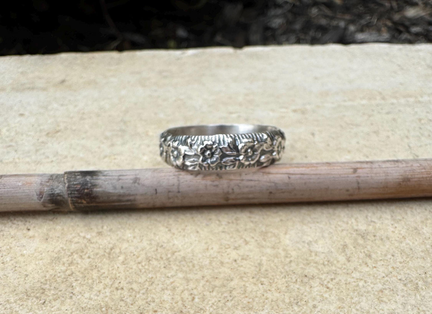 Sterling Silver Floral Ring Band, Handmade Ring, Nature Inspired Jewelry, Flower Ring, Sterling Silver Ring, Elegant Gift, Botanical Ring