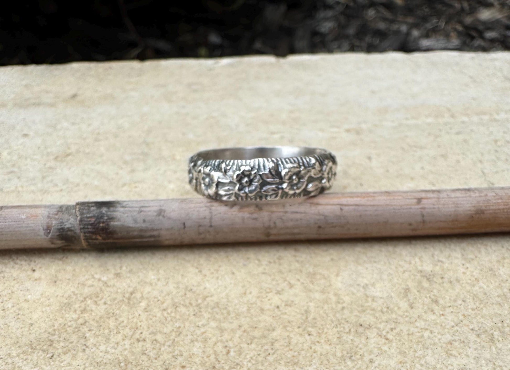 Sterling Silver Floral Ring Band, Handmade Ring, Nature Inspired Jewelry, Flower Ring, Sterling Silver Ring, Elegant Gift, Botanical Ring