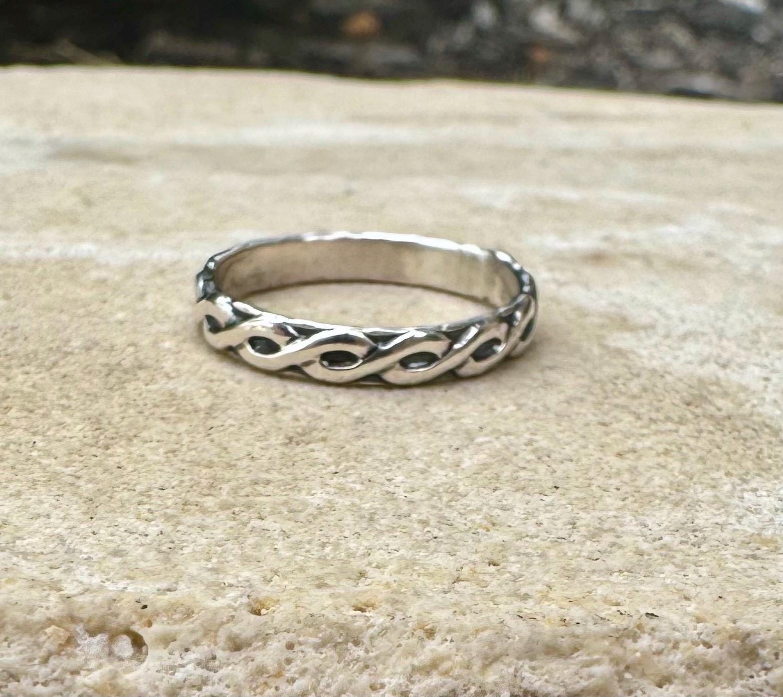 Sterling silver twist wire pattern ring band / twisted wire style ring band / handmade ring band