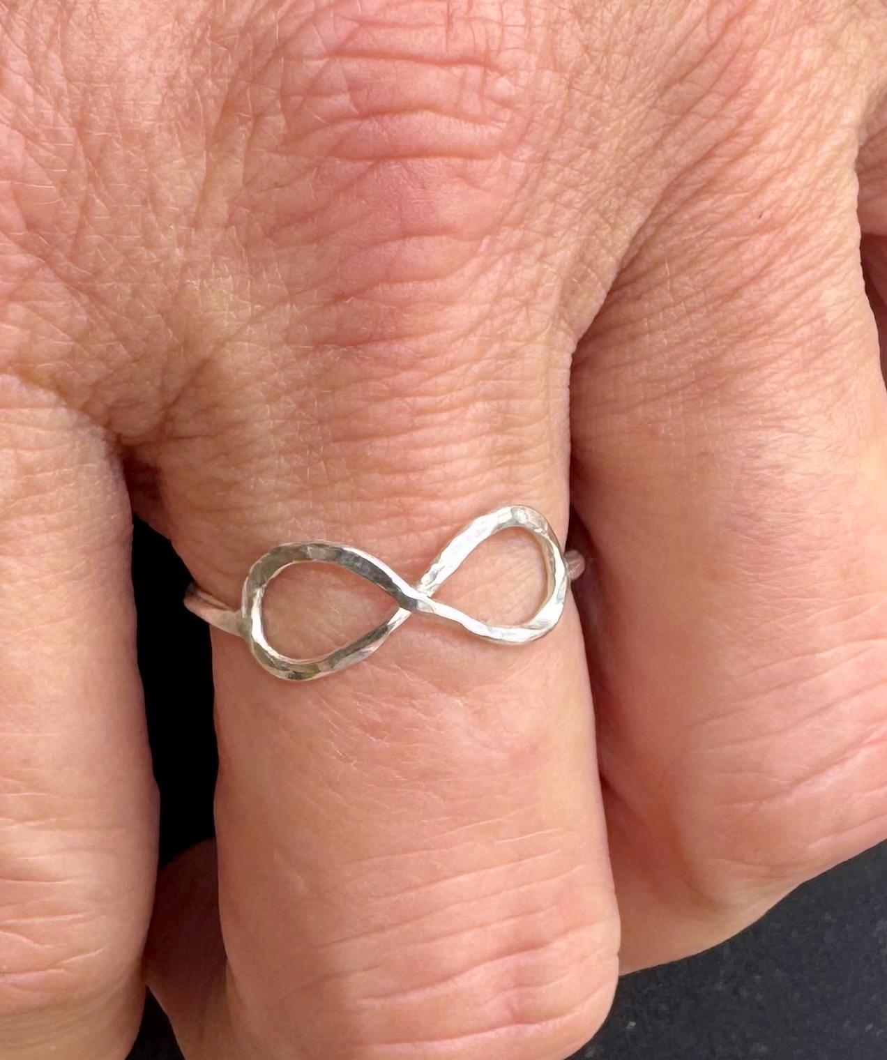Infinity ring / 925 sterling silver handmade hammered infinity ring