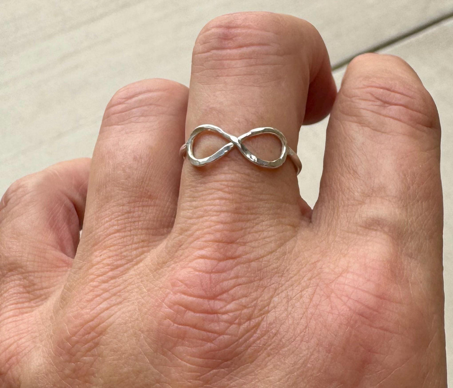 Infinity ring / 925 sterling silver handmade hammered infinity ring