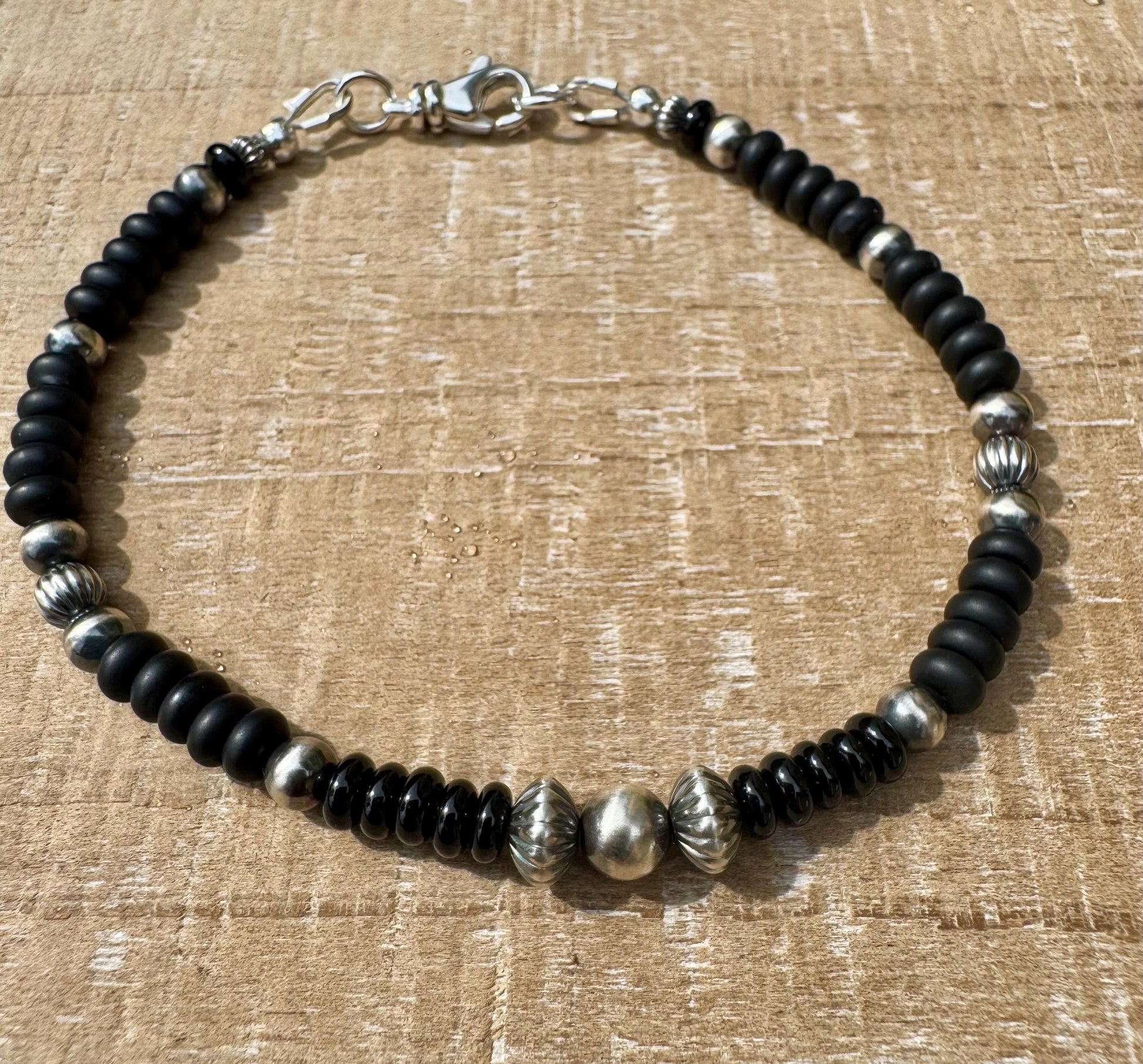 Navajo Pearl Bracelet with Black Onyx / sterling silver beaded gemstone bracelet