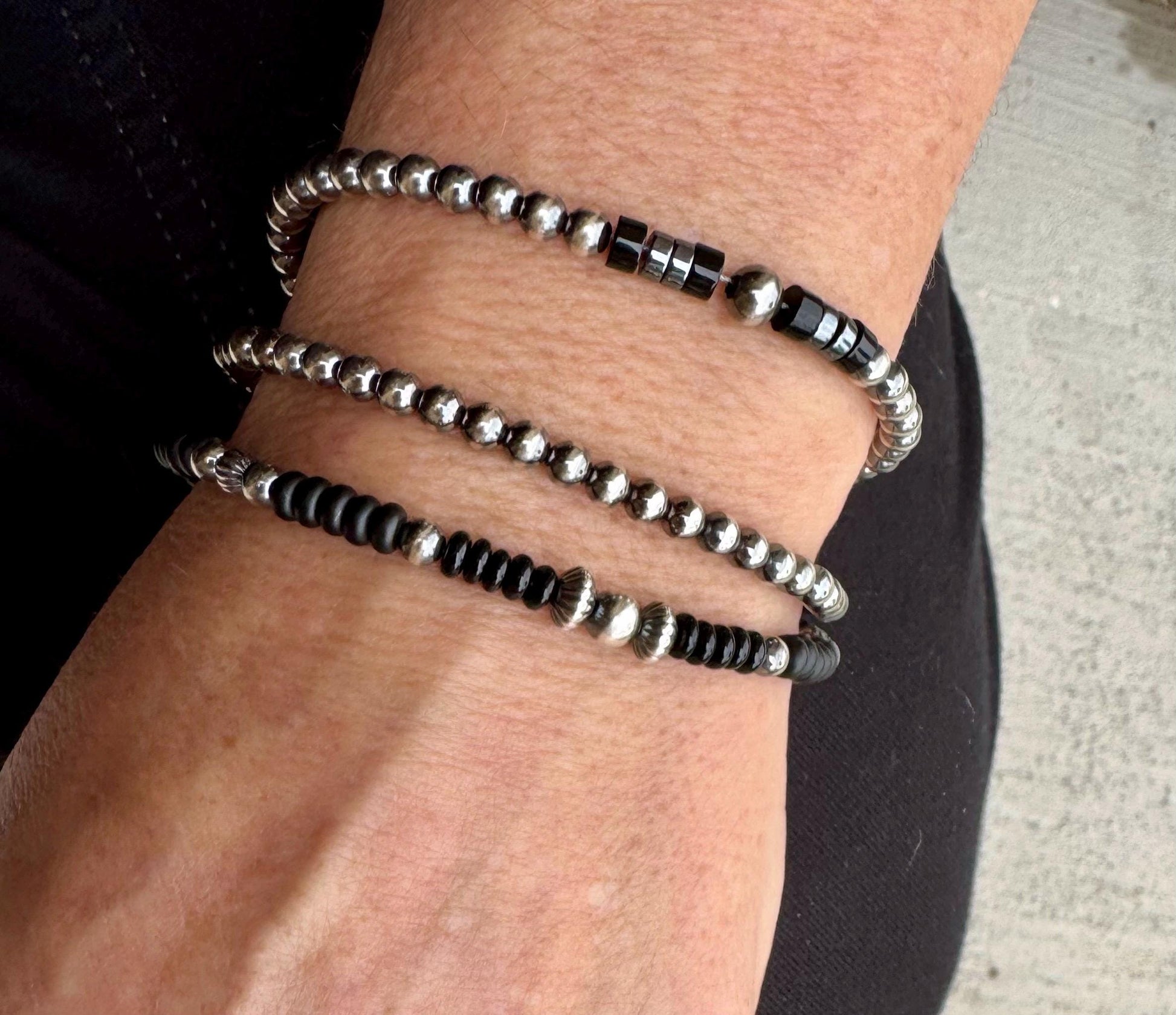 Navajo Pearl Bracelet with Black Onyx / sterling silver beaded gemstone bracelet