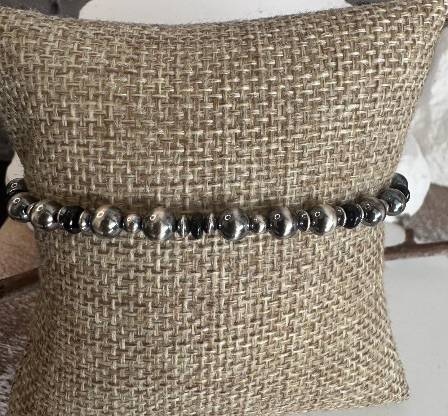Navajo Pearl Bracelet with black onyx / sterling silver gemstone beaded bracelet