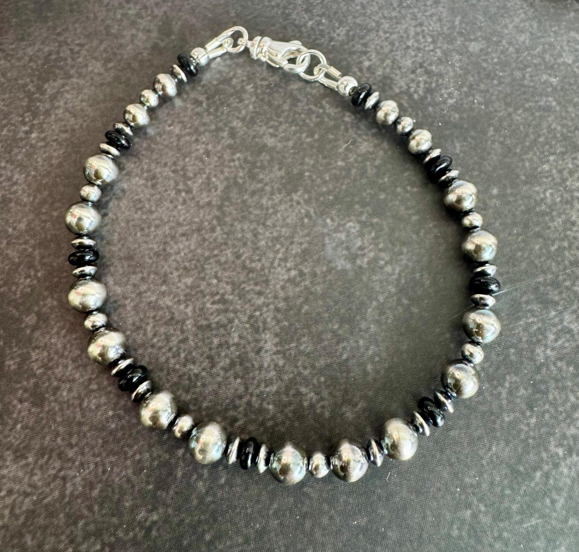 Navajo Pearl Bracelet with black onyx / sterling silver gemstone beaded bracelet