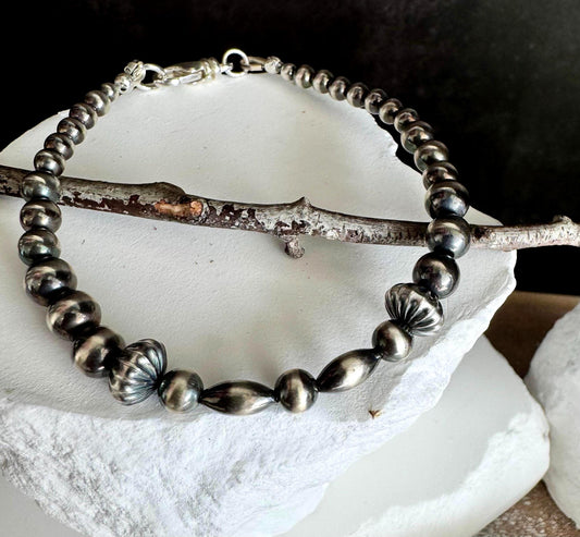 Navajo pearl bracelet / sterling silver beaded bracelet