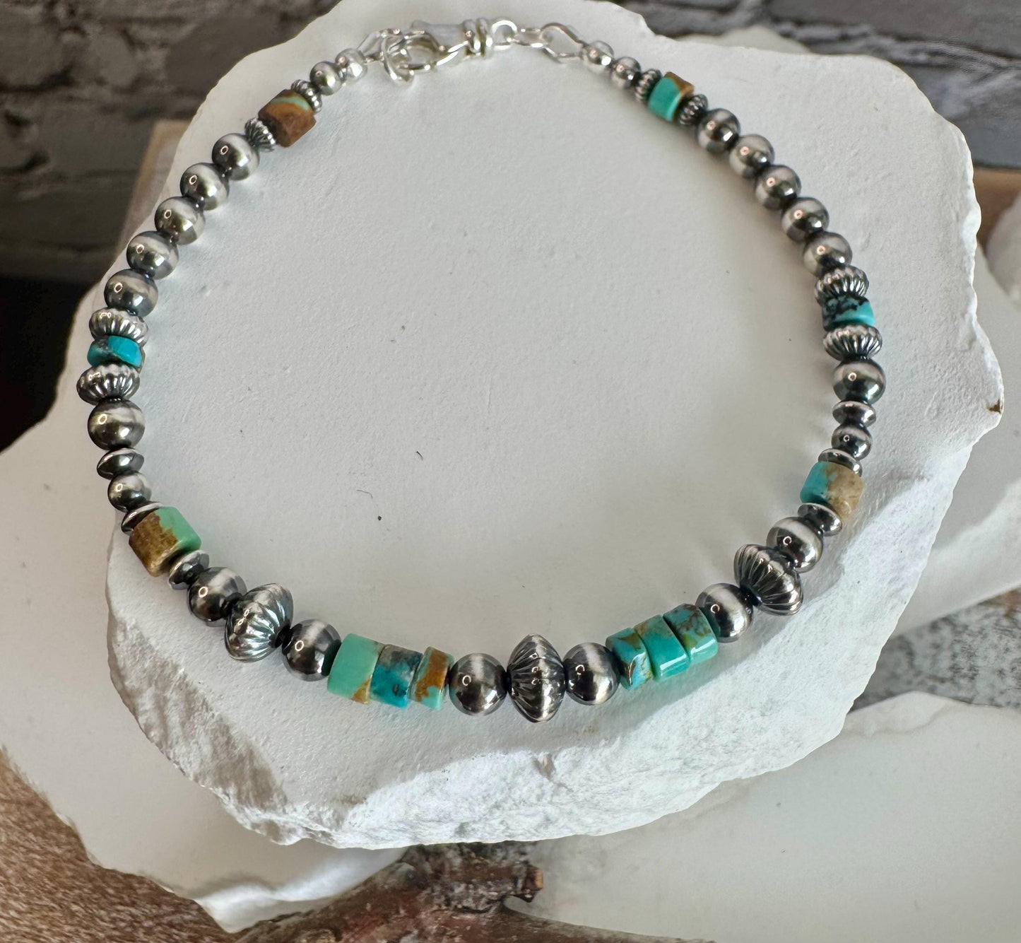 Navajo Pearl Bracelet with Kingman Blue Green Turquoise