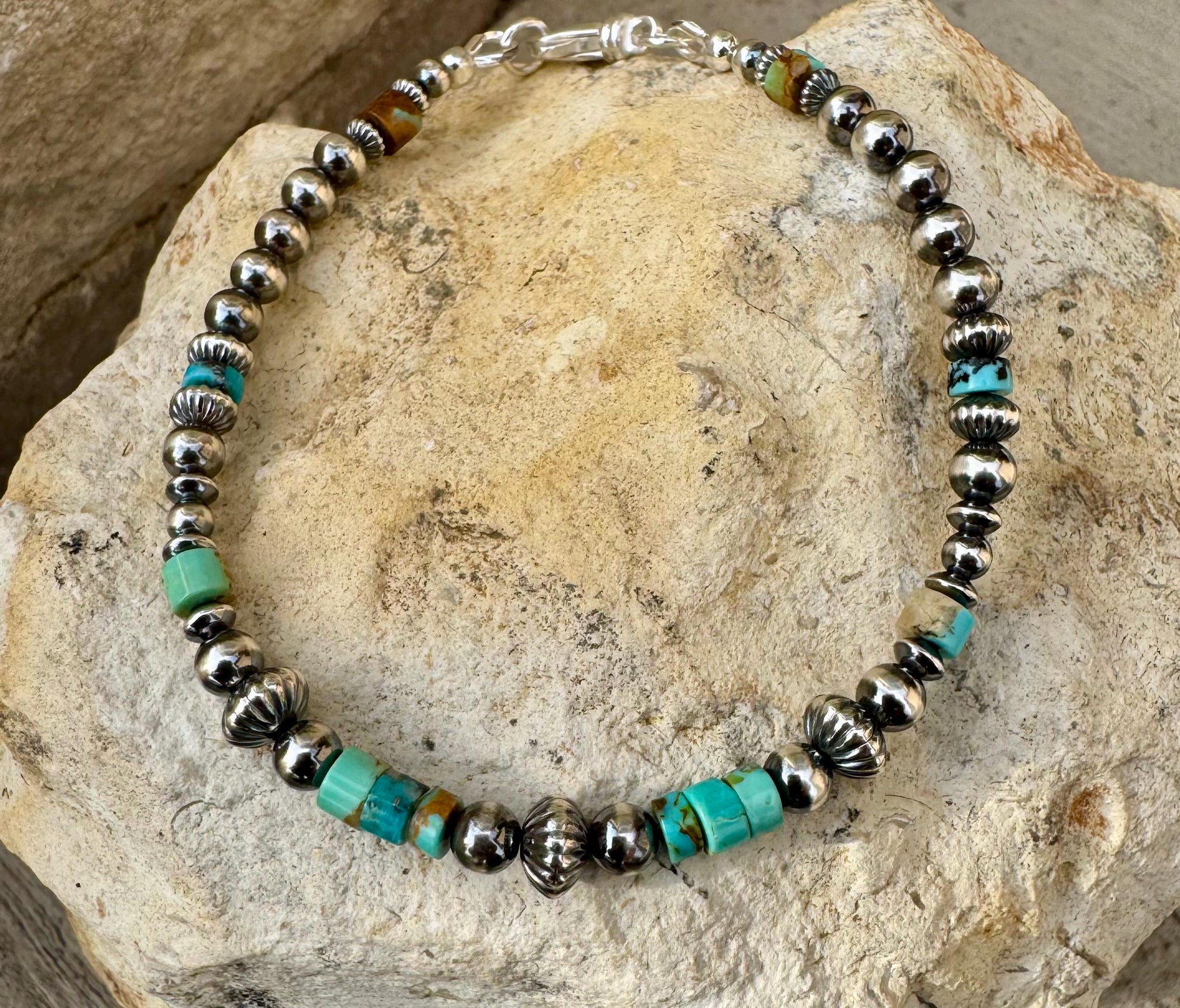 Navajo Pearl Bracelet with Kingman Blue Green Turquoise