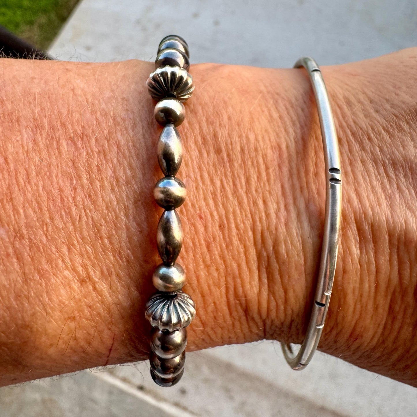 Navajo pearl bracelet / sterling silver beaded bracelet