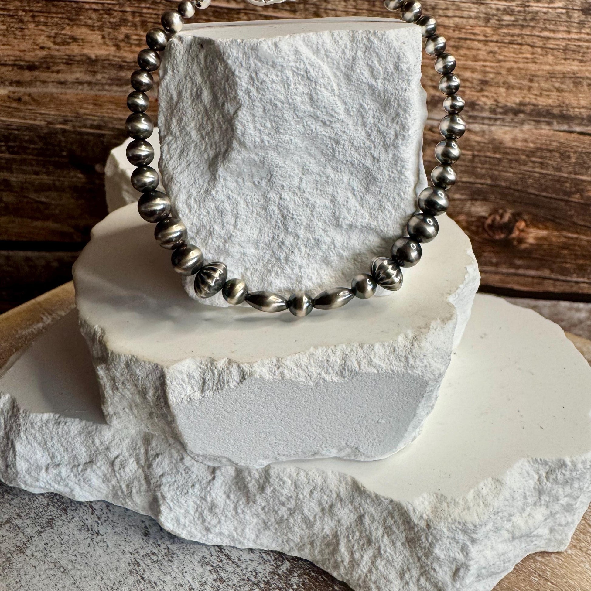 Navajo pearl bracelet / sterling silver beaded bracelet