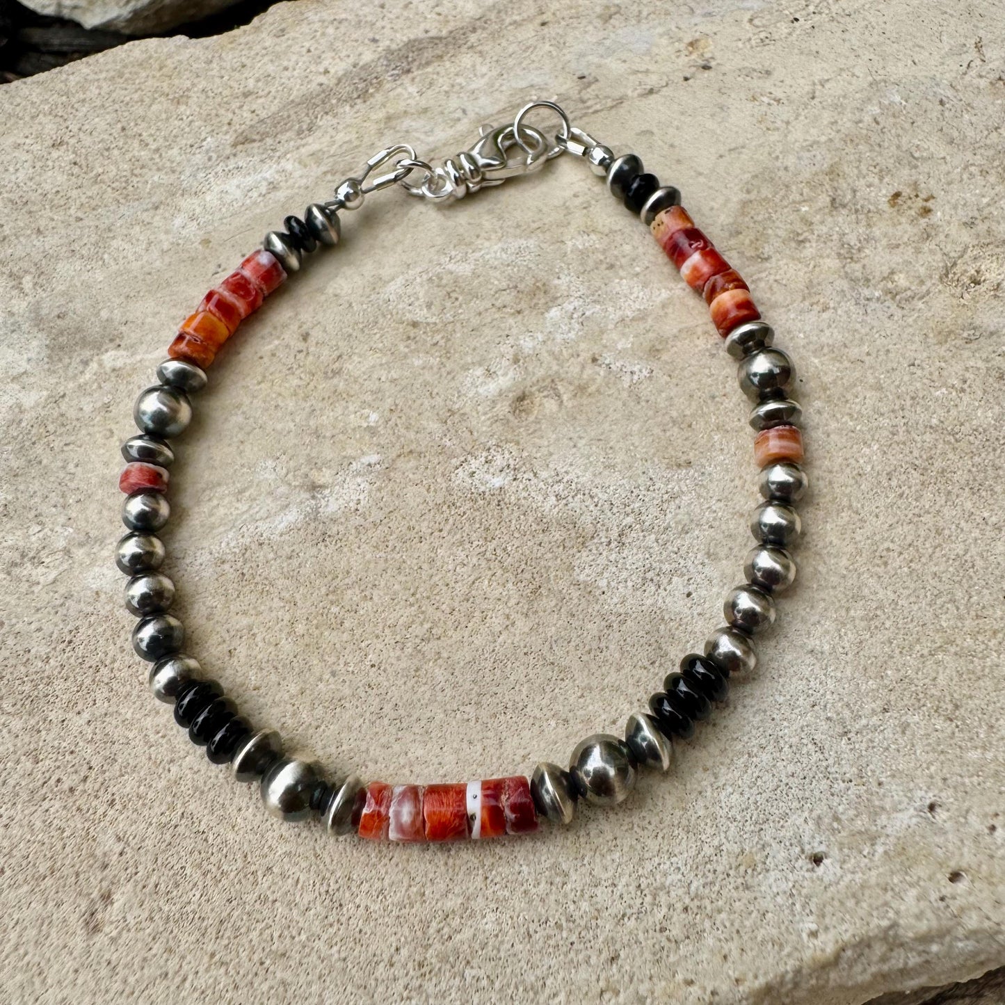 Navajo pearl bracelet with Onyx and Spiny Oyster/ sterling silver gemstone beaded bracelet