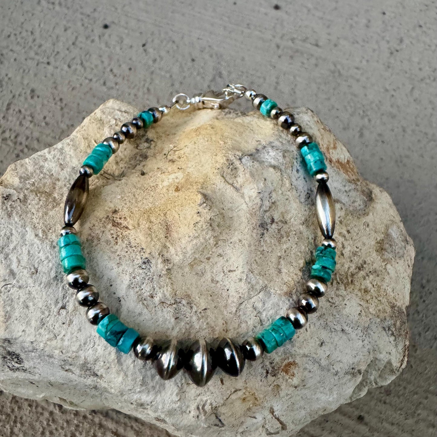 Navajo pearl and turquoise gemstone bracelet / sterling silver beaded gemstone bracelet