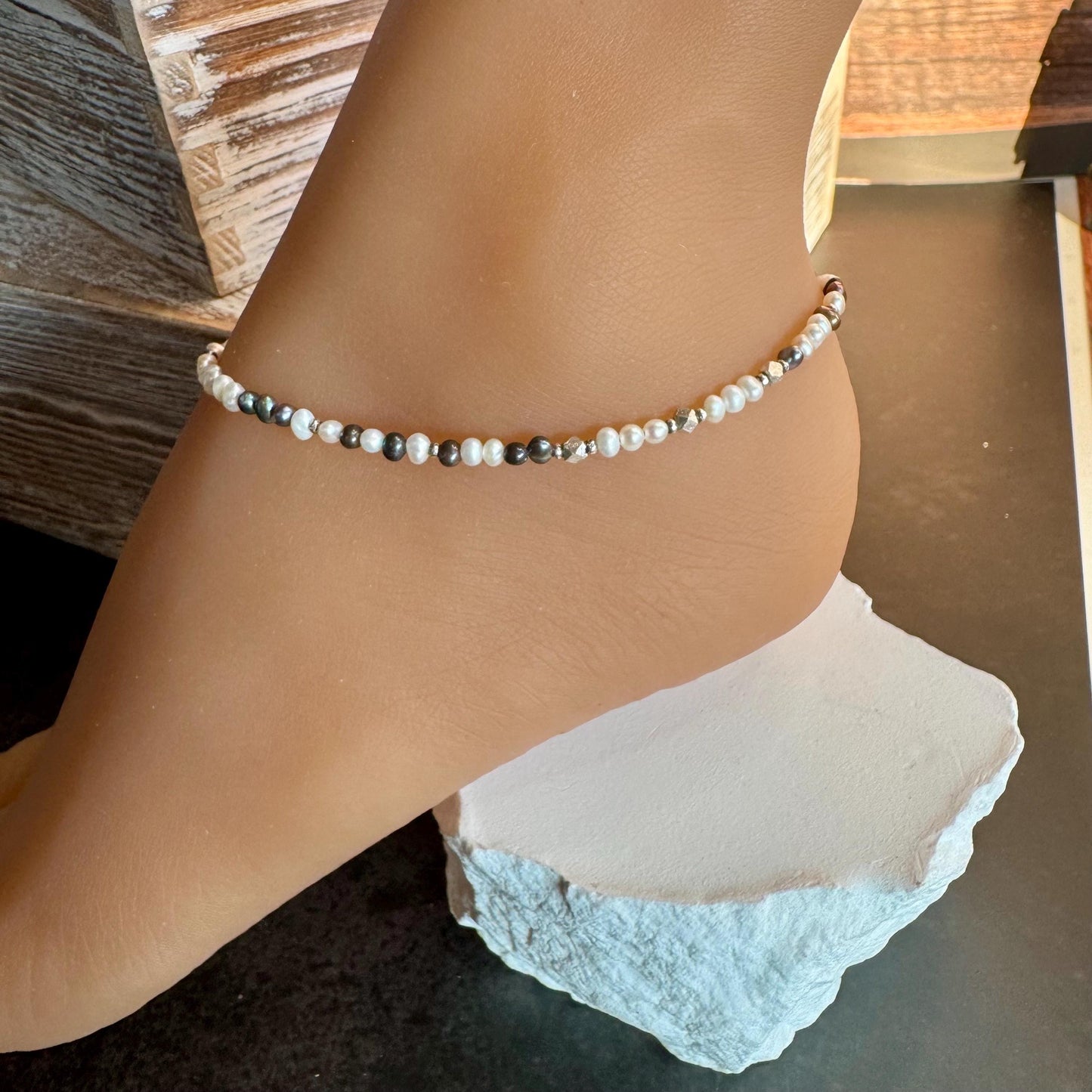 Dainty Ankle Bracelet with Freshwater Pearl, Sterling Silver Jewelry, Ankle Bracelet, Elegant Pearl Anklet, Gift Idea