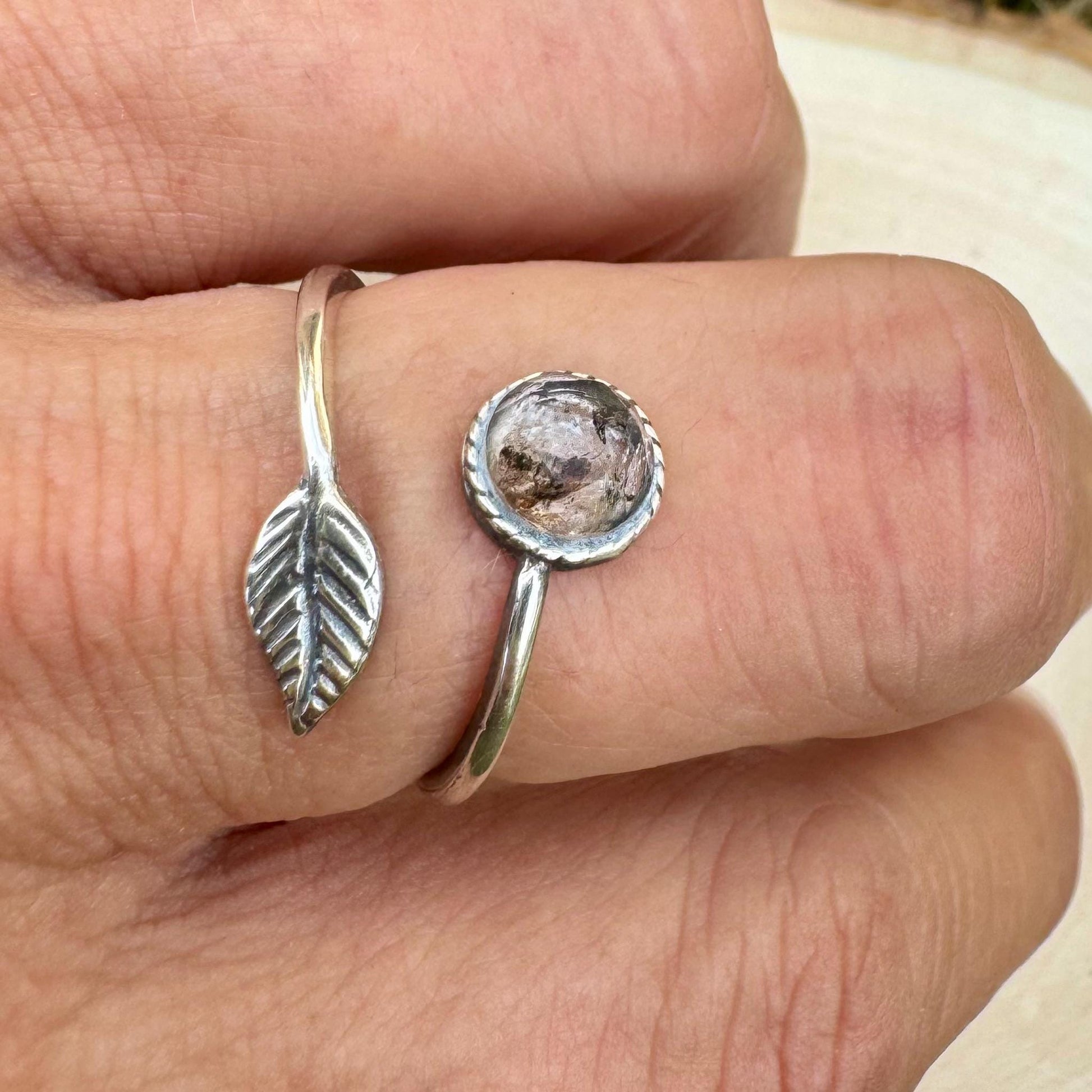 Sterling Silver Open Bezel Black Herkimer Gemstone Ring, Adjustable Leaf Accent Ring, Gemstone Jewelry, Gift for Her