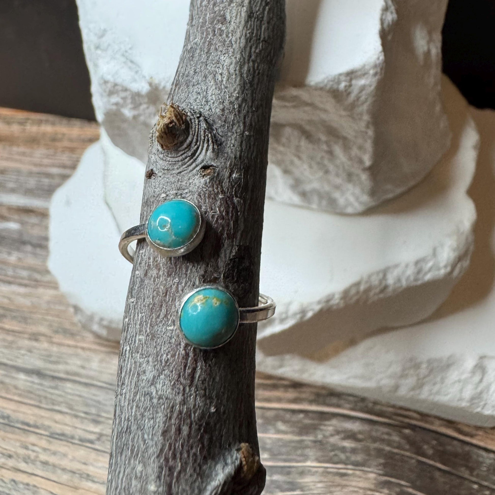 Sterling Silver Open Double Bezel Kingman Turquoise Gemstone Ring, Adjustable Accent Ring, Turquoise Jewelry, Gift for Her, 4mm or 6mm Bezel