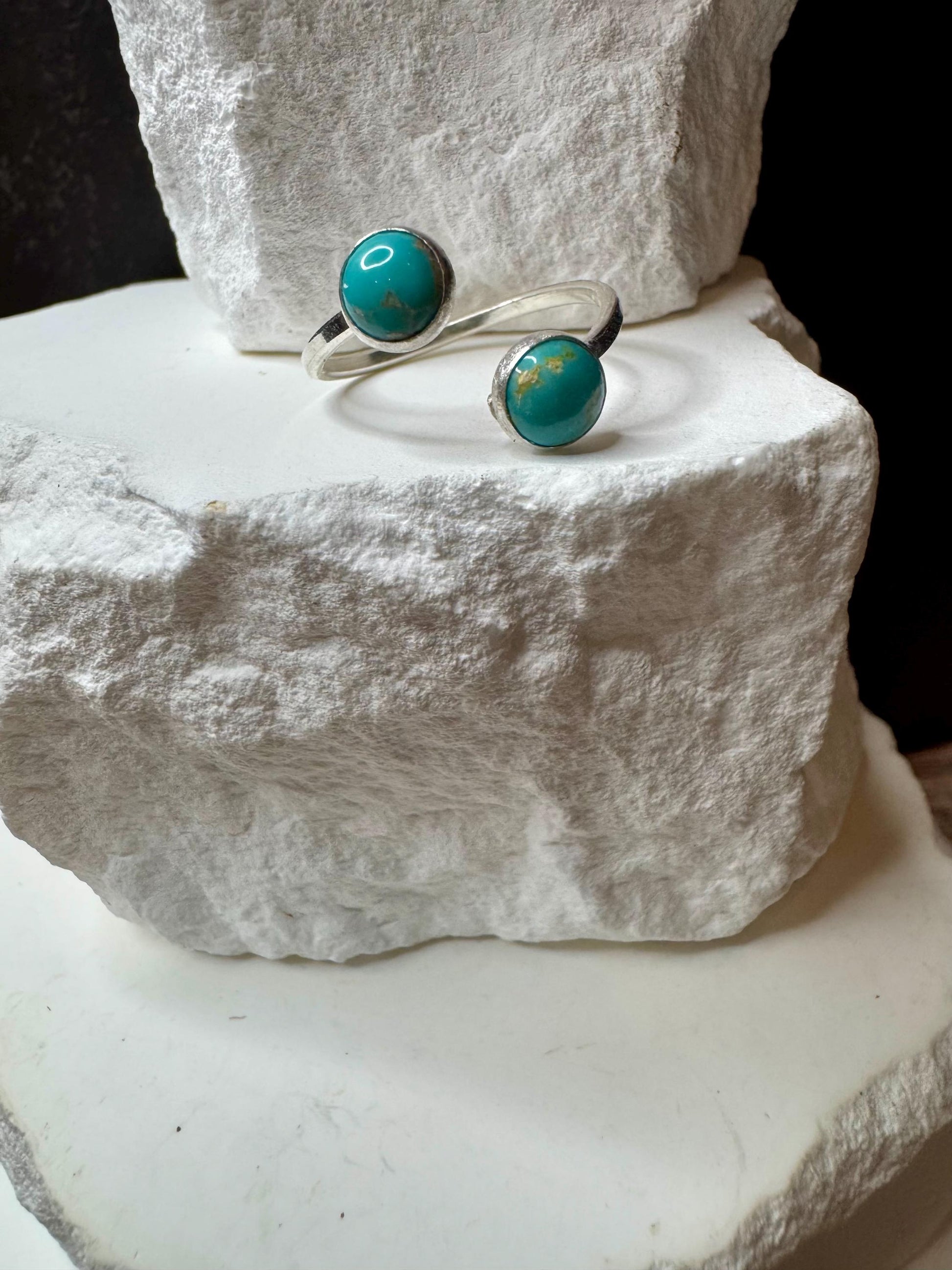 Sterling Silver Open Double Bezel Kingman Turquoise Gemstone Ring, Adjustable Accent Ring, Turquoise Jewelry, Gift for Her, 4mm or 6mm Bezel