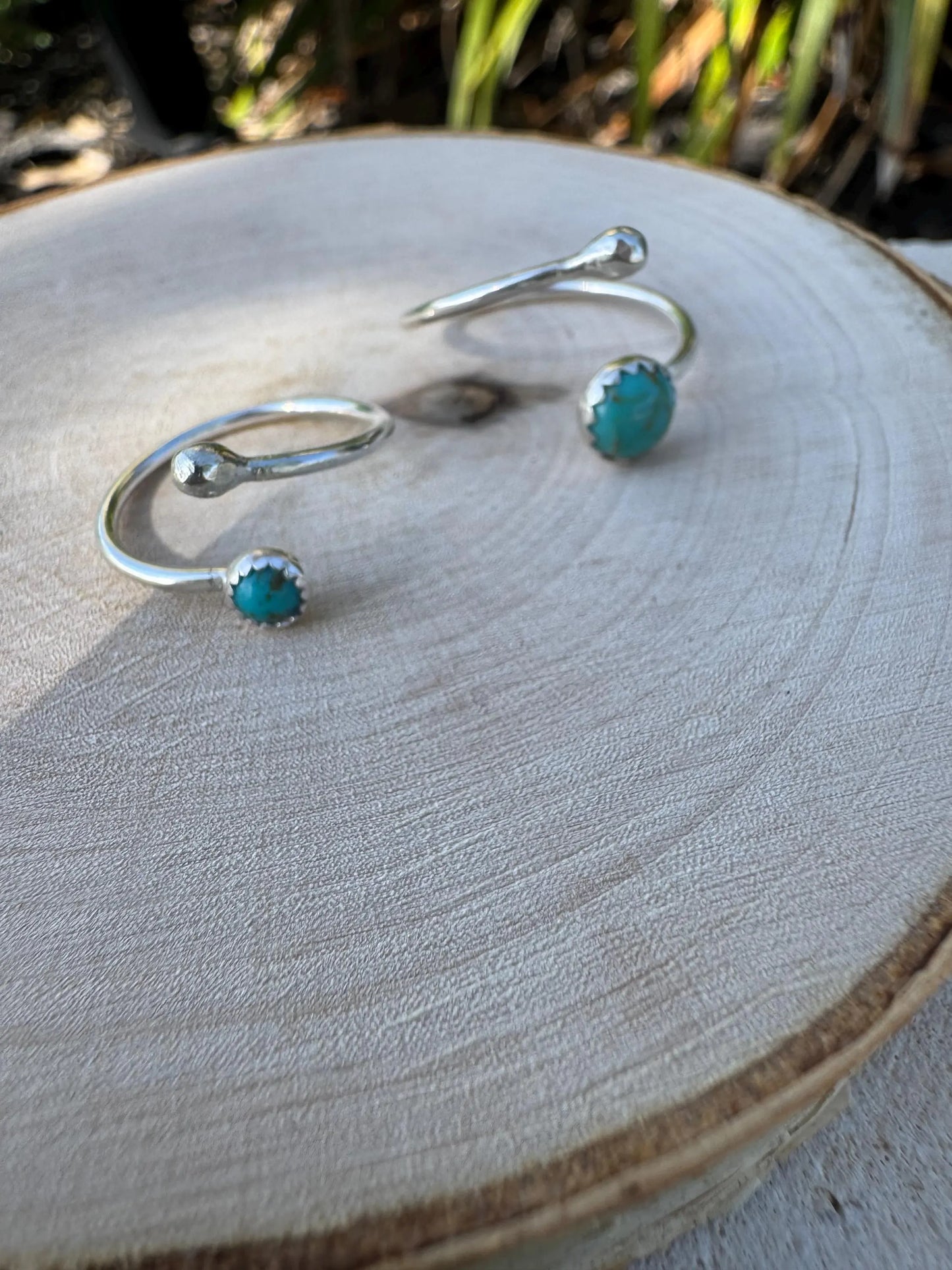 Kingman Turquoise Sterling Silver Ring: Adjustable Open Bezel