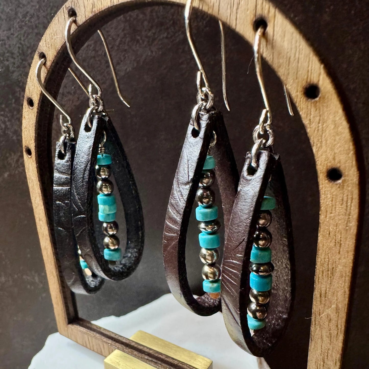 Teardrop Leather Navajo Pearl Earrings, Turquoise Leather Earrings