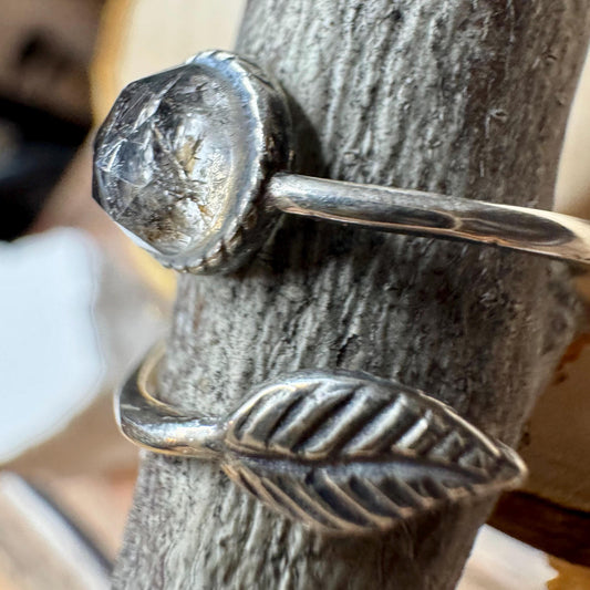 Sterling Silver Open Bezel Black Herkimer Gemstone Ring, Adjustable Leaf Accent Ring, Gemstone Jewelry, Gift for Her
