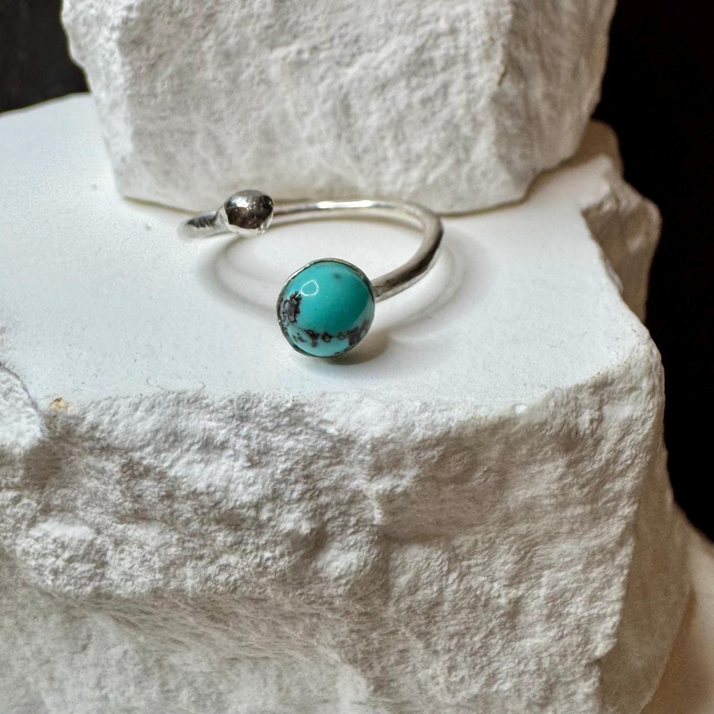 Sterling Silver Open Bezel Kingman Turquoise Gemstone Ring, Adjustable Accent Ring, Turquoise Jewelry, 4mm or 6mm Bezel with Ball End