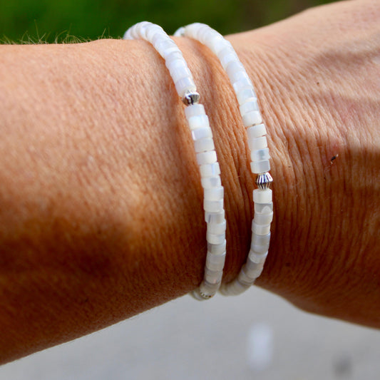 Mother of Pearl Bracelet, Double Wrap Carbon Steel Memory Wire Bracelet, Gemstone Charm Bracelet, Stretch Bracelet