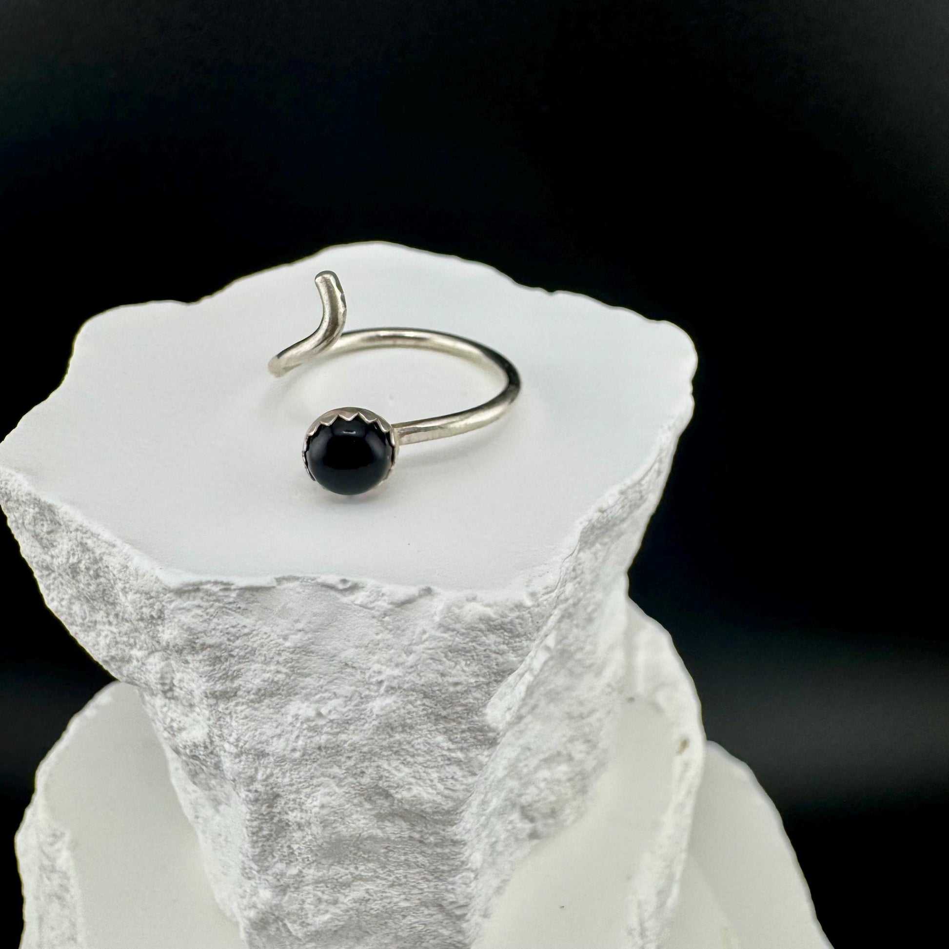 Sterling Silver Open Serrated Bezel Swist Black Onyx Gemstone Ring, Handmade Adjustable Accent Ring, Onyx Jewelry