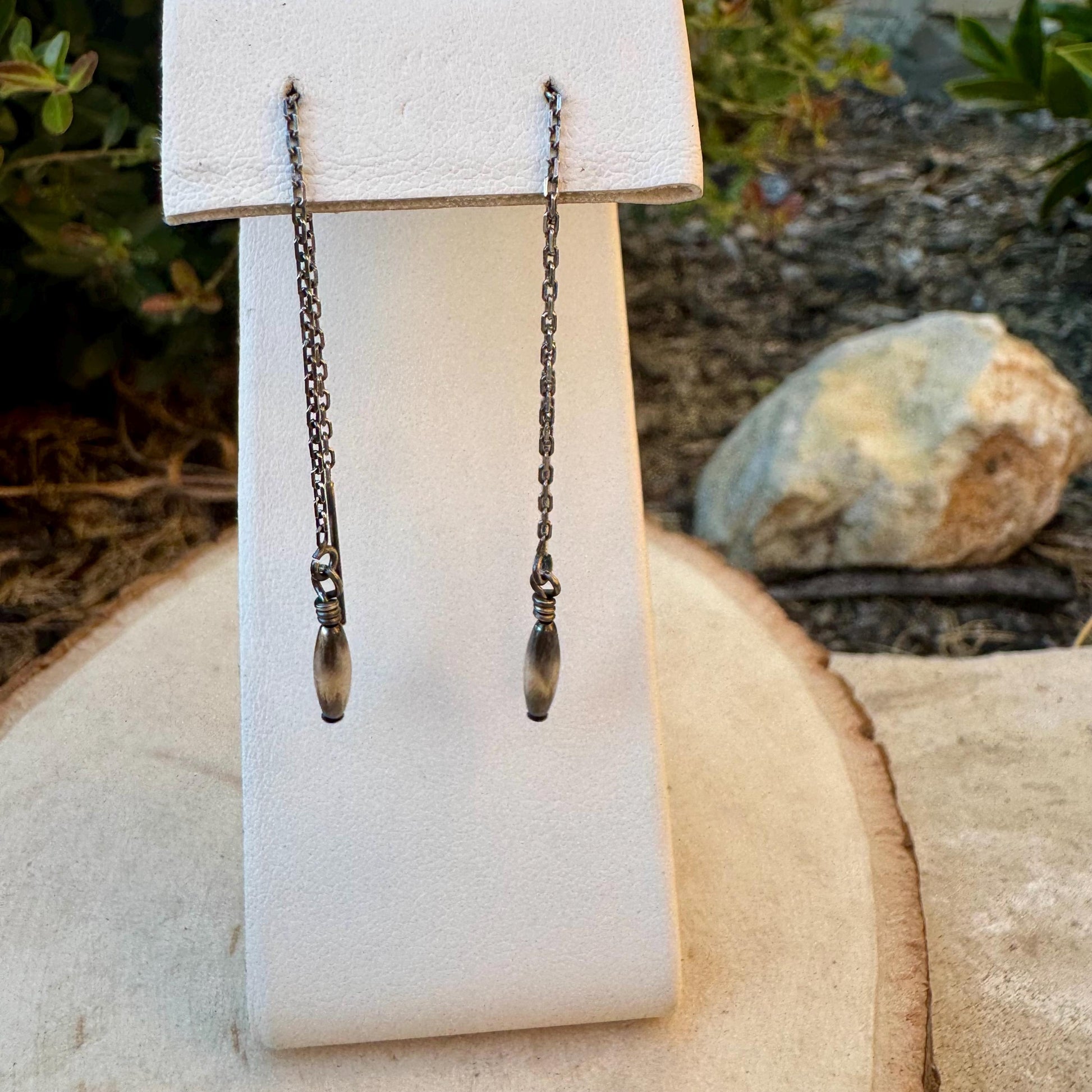 Navajo Pearl & Sterling Silver Dangle Earrings - Elegant Treader Design