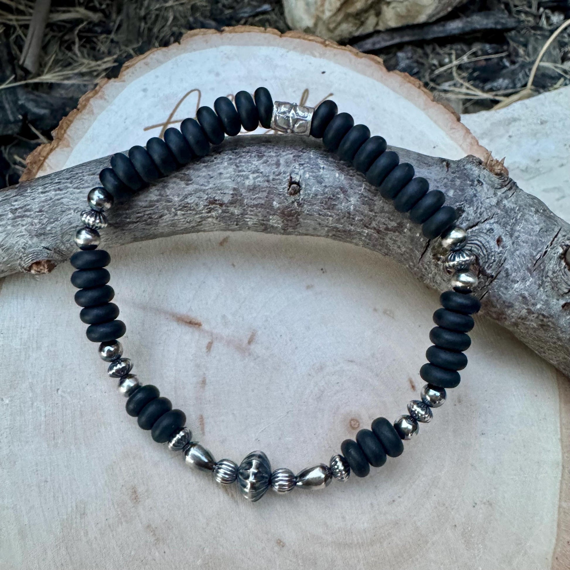 Navajo Pearl Onyx Bracelet | Elegant Sterling Silver Gemstone Stretch Bracelet