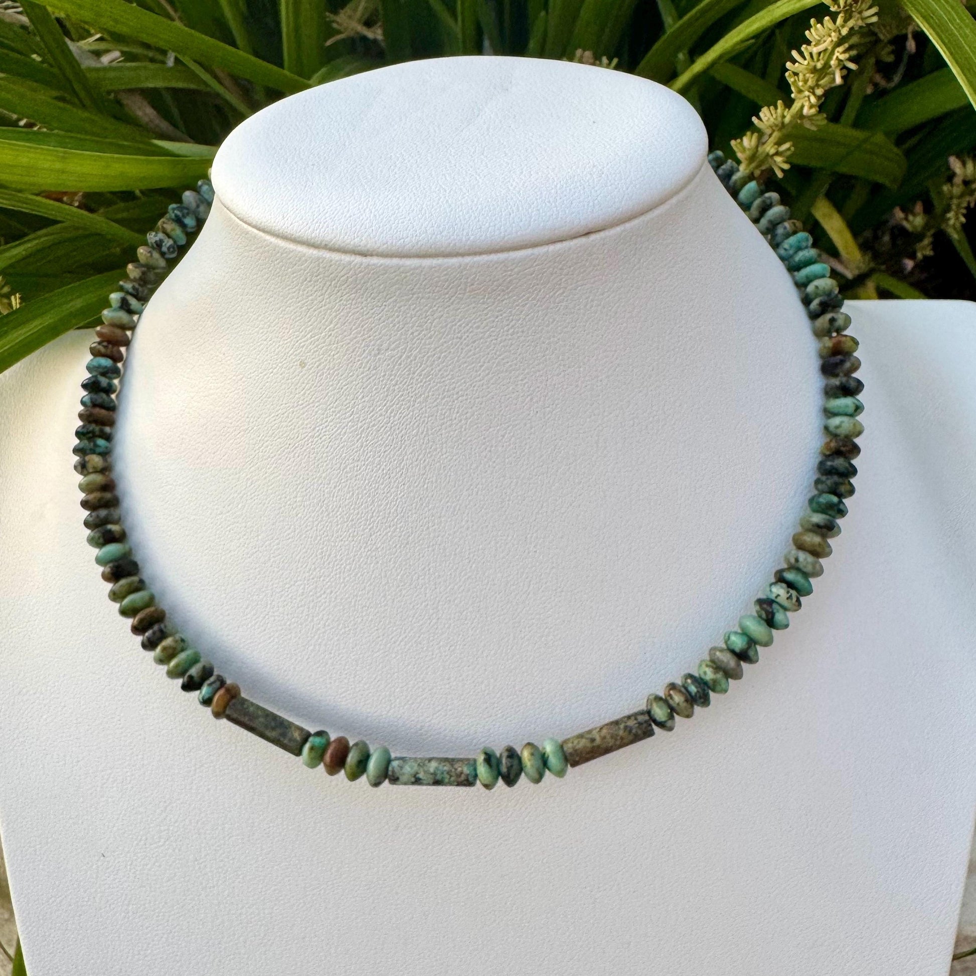 Boho African Turquoise Choker - Stylish Unique Memory Wire Design Necklace